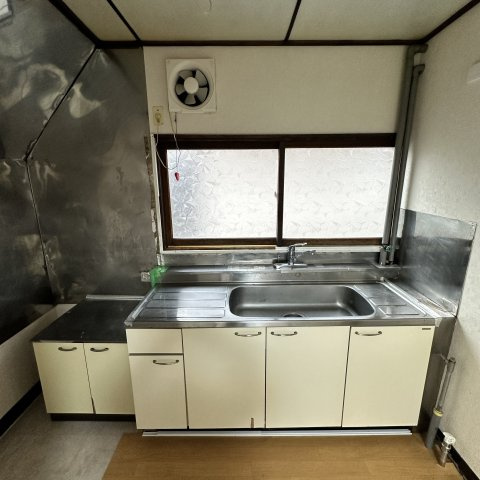 登別市幌別町6丁目28-3戸建のキッチン