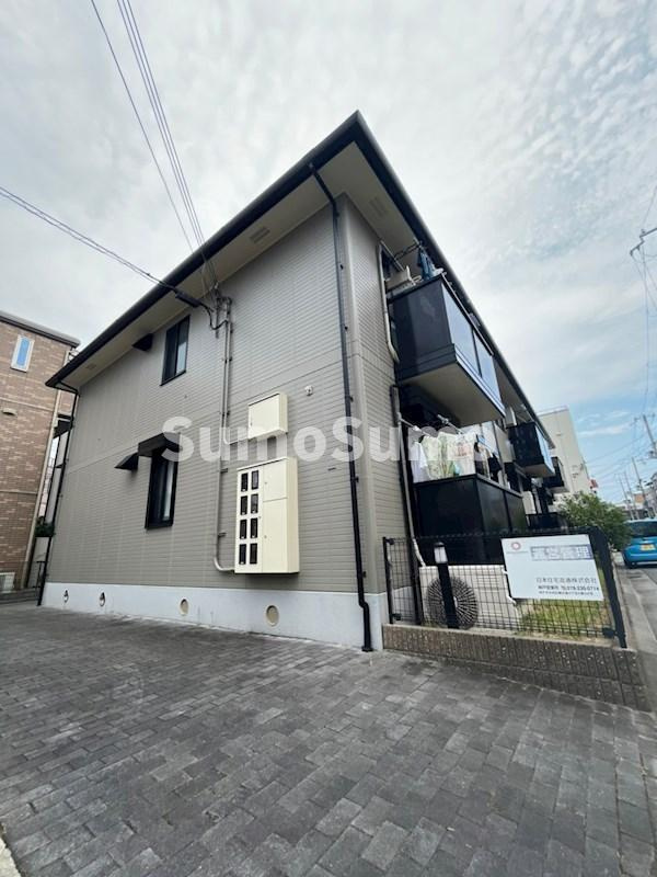 神戸市須磨区大池町１丁目のアパートの外観|おしゃれな外観です