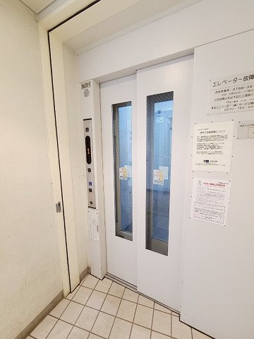 西宮市枝川町の賃貸マンションの外観