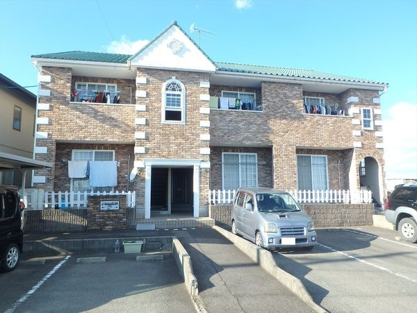 オラシオン　　刈谷市近郊の賃貸はクラスホーム刈谷店の駐車場