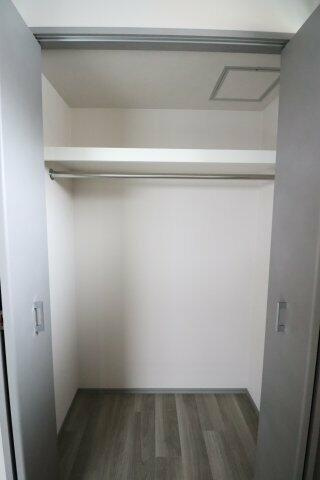 ジェノヴィア学芸大学の収納