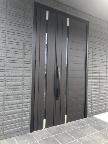 【玄関】 | ■□大井町大井中央戸建■□ | タッチキーを採用してますので、荷物を持ちながらでもラクラク♪