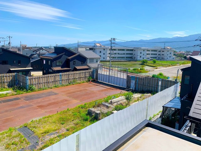 【展望】 | ■□大井町大井中央 築後未入居戸建■□ | 区画整理がされた綺麗な区画の住宅地です♪
［南側道路は都市計画道路で現在工事中です］