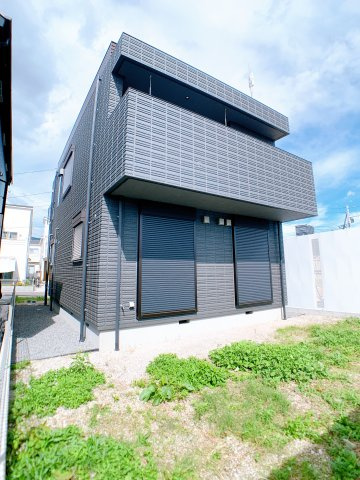 【外観】 | ■□大井町大井中央 築後未入居戸建■□ | お庭から撮影しました。陽当たり良好です♪