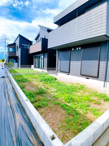 【庭】 | ■□大井町大井中央 築後未入居戸建■□ | お庭もありますのでガーデニングやお子様が遊ぶスペースとしてもご活用頂けます♪