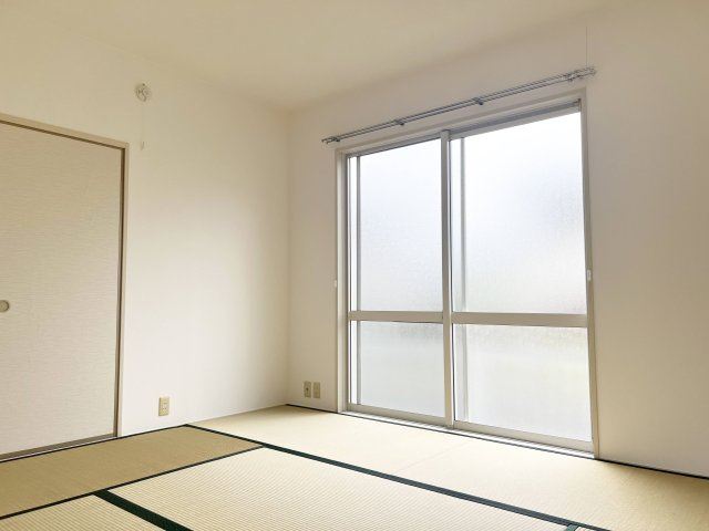 【寝室】 | フレグランス内原