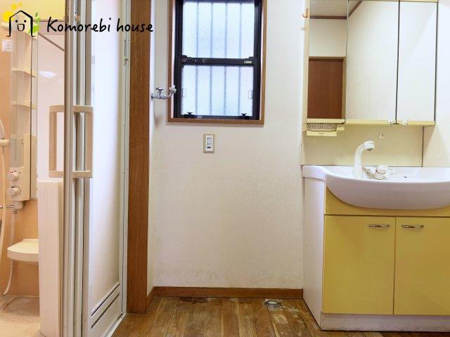 上尾市平塚　中古一戸建てのその他|洗濯機置き場です