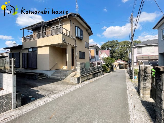 上尾市平塚　中古一戸建ての前面道路含む現地写真|前面道路です