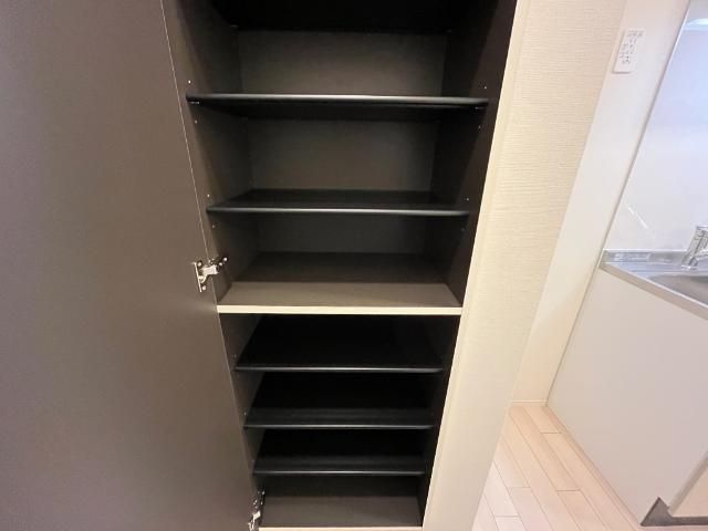 【玄関】タカヨプレイス河原町 