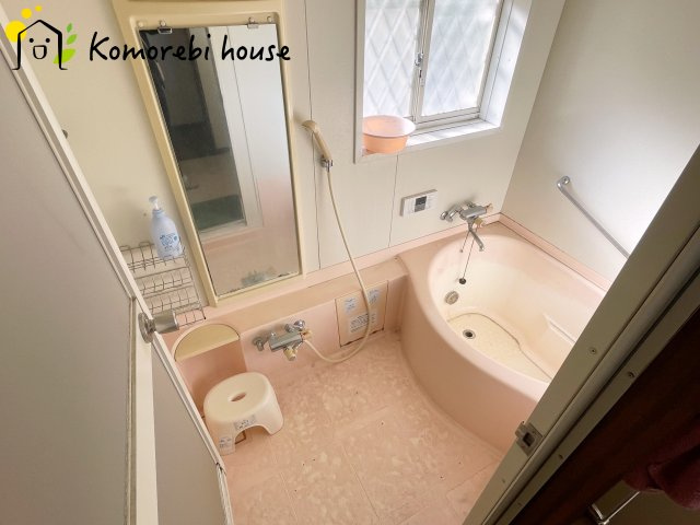 上尾市畔吉　中古一戸建の浴室|落ち着いた空間のお風呂です