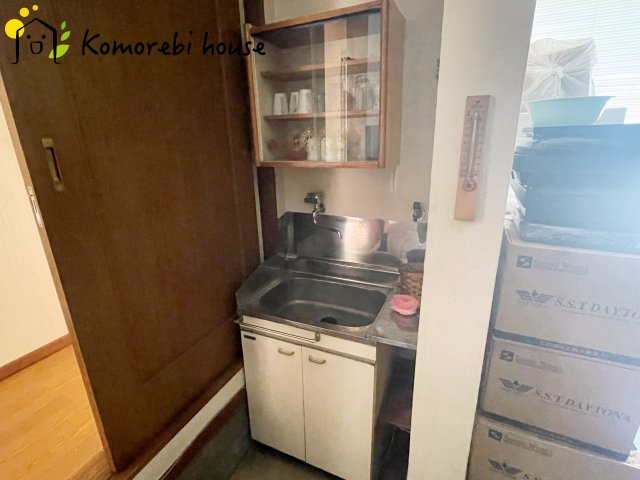 上尾市畔吉　中古一戸建の内装|明るい色調の室内です