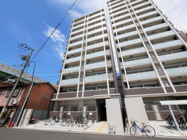 大阪市浪速区芦原１丁目の賃貸マンションの外観