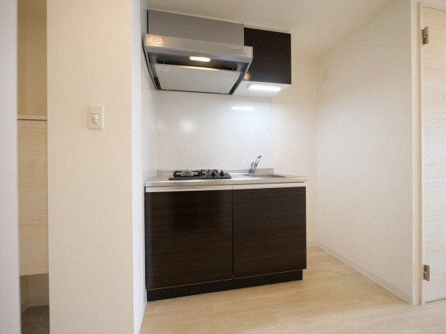 大阪市浪速区芦原１丁目の賃貸マンションのキッチン