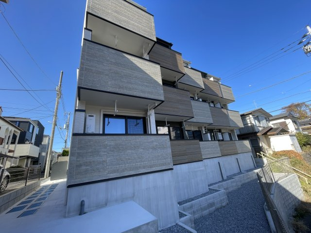 MELDIA柏 の外観