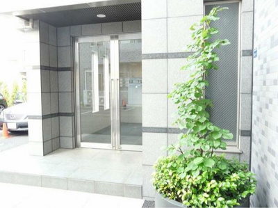 【エントランス】 | グロッセンリンデン大山 | 落ち着いたエントランスです