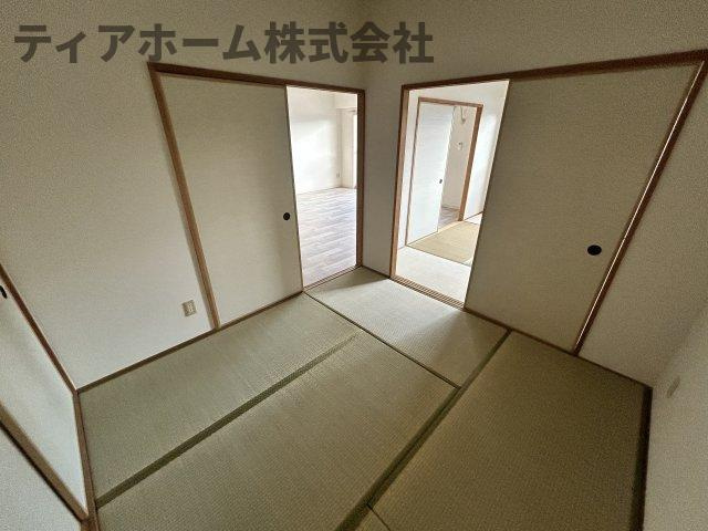 大和高田市神楽３丁目の賃貸マンションの和室|和室があると落ち着いた雰囲気になりますね