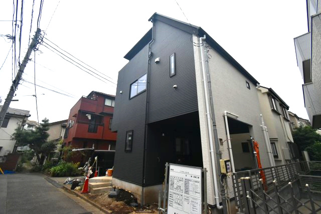 上高田3丁目・新築戸建の外観