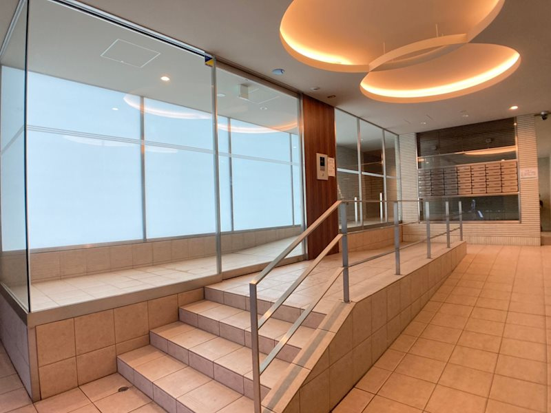 フェールヴィル阿波座のロビー