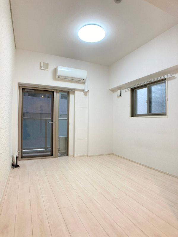 フェールヴィル阿波座の居間・リビング