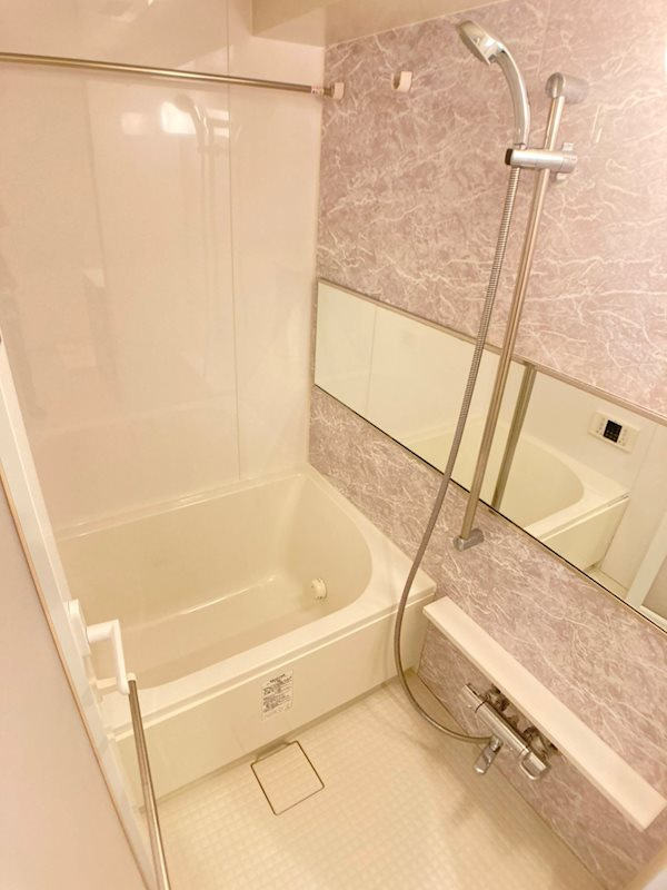 フェールヴィル阿波座の浴室