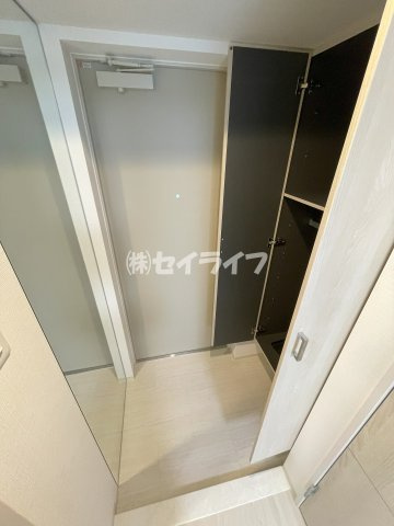 セイワパレス深江橋駅前の玄関