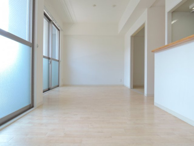 【内装】 | ルミナスベガ