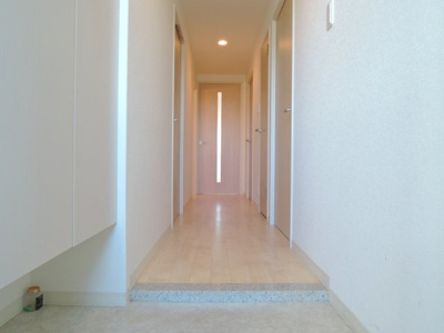 【玄関】 | ルミナスベガ