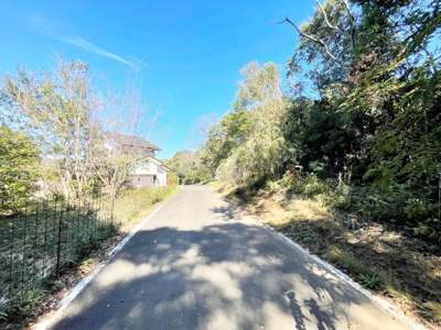 【前面道路含む現地写真】 | 桜川市犬田270坪売地