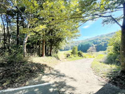 【前面道路含む現地写真】 | 桜川市犬田270坪売地
