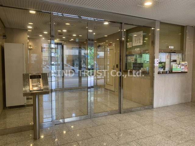 ノルデンハイム天神橋のエントランス|毎日通るエントランスはこのようになっています