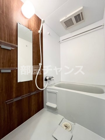 第2金山フクマルビルの浴室