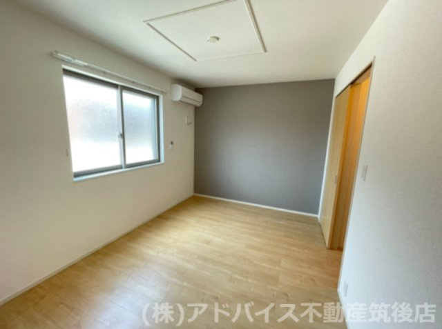 筑後市大字長浜のアパートの洋室