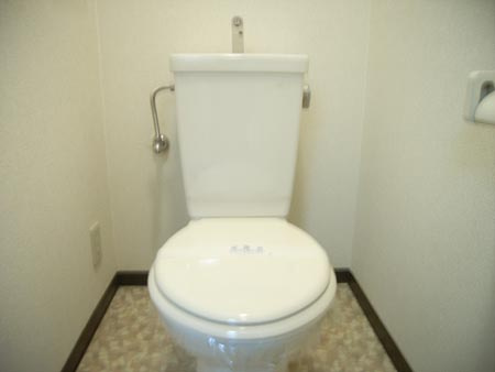 コンフォールのトイレ|ゆったりとした空間のトイレです