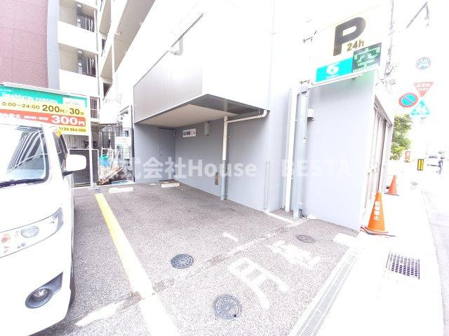 アルデール兵庫の駐車場