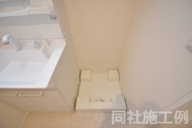 D-room昆陽北の洗面所