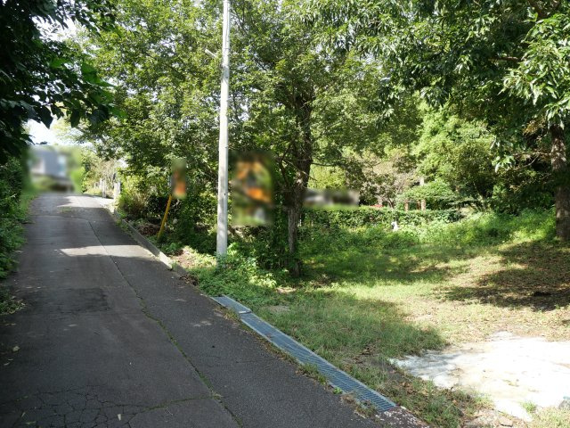 伊豆大室高原別荘地②の前面道路含む現地写真
