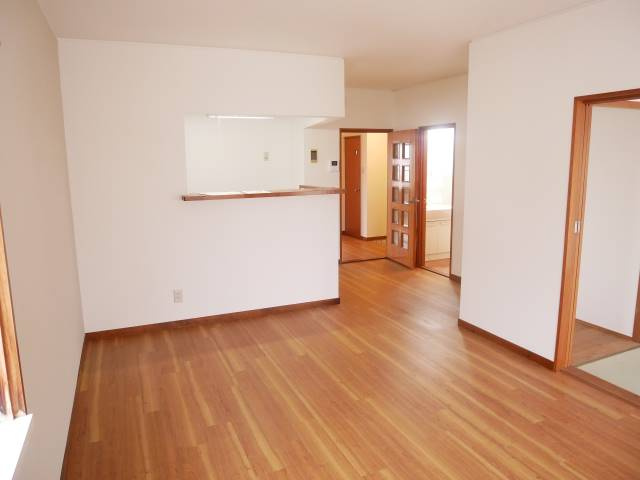 【居間・リビング】 | センターフィールド弐番館