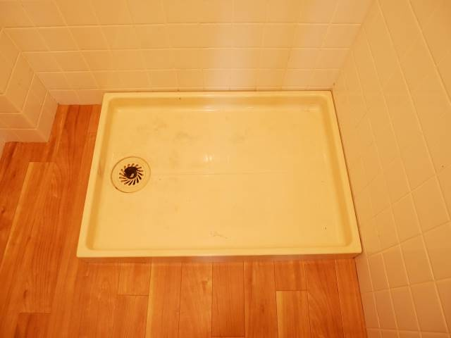 【設備】 | センターフィールド弐番館 | 大き目の洗濯機もイケます。