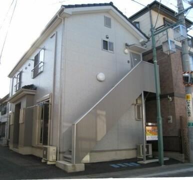 ラフィネM&Aのエントランス|外はこのようになっています
