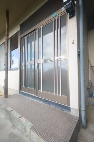 【玄関】