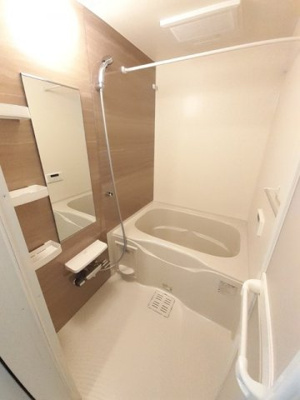 【浴室】 | ラテ　ルーナ | お風呂で日々の疲れを落としましょう