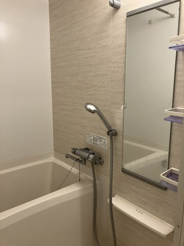 【浴室】 | Canal品川 | ゆったりと脚を伸ばしてくつろげるバスルーム