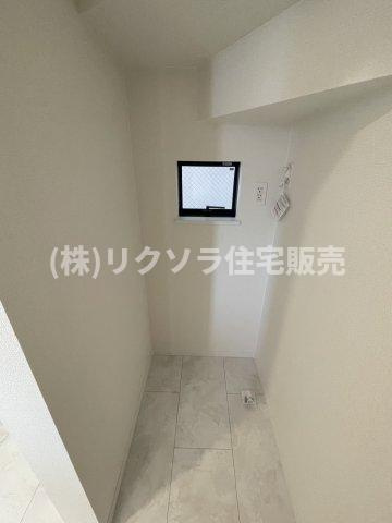 寝屋川市国松町　新築一戸建てのランドリースペース|■物件内覧・資金計画相談・住宅ローン相談、リフォーム相談、お問合せ受付中■
※当日・翌日のご内覧、ご相談はお電話でのお問合せがスムーズです！