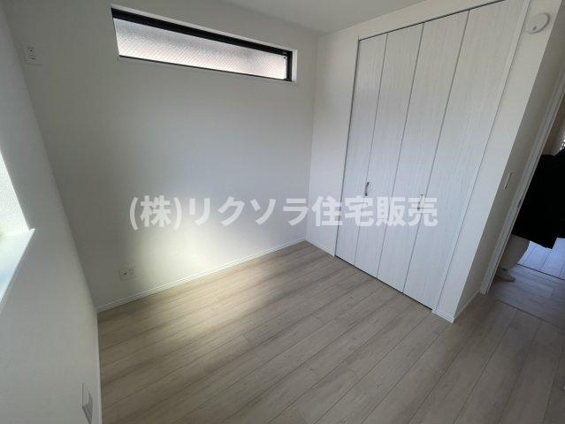 寝屋川市国松町　新築一戸建ての洋室|■物件内覧・資金計画相談・住宅ローン相談、リフォーム相談、お問合せ受付中■
※当日・翌日のご内覧、ご相談はお電話でのお問合せがスムーズです！