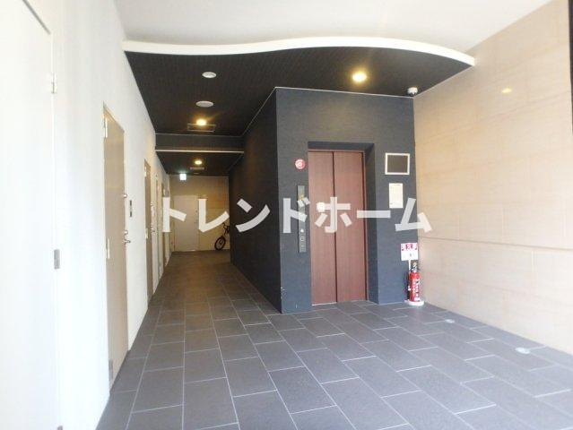 プレミアムコート谷町四丁目のエントランス|選べる家電プランあり！！