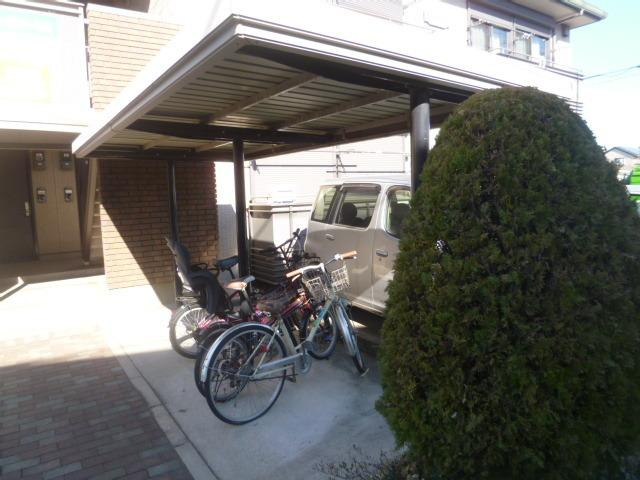 メゾンボヌールⅡのエントランス