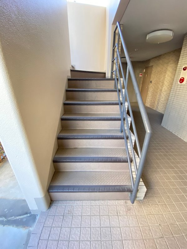 シュトラーセ泉の外観