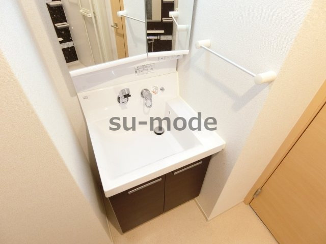 ハックベリー茨木南の洗面所