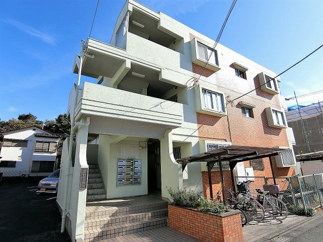 シャトー清水坂の外観