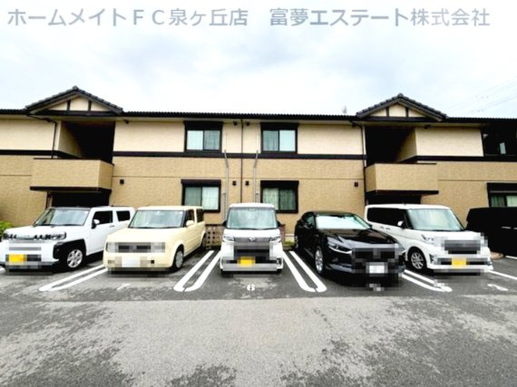 フォレスタ小津の外観